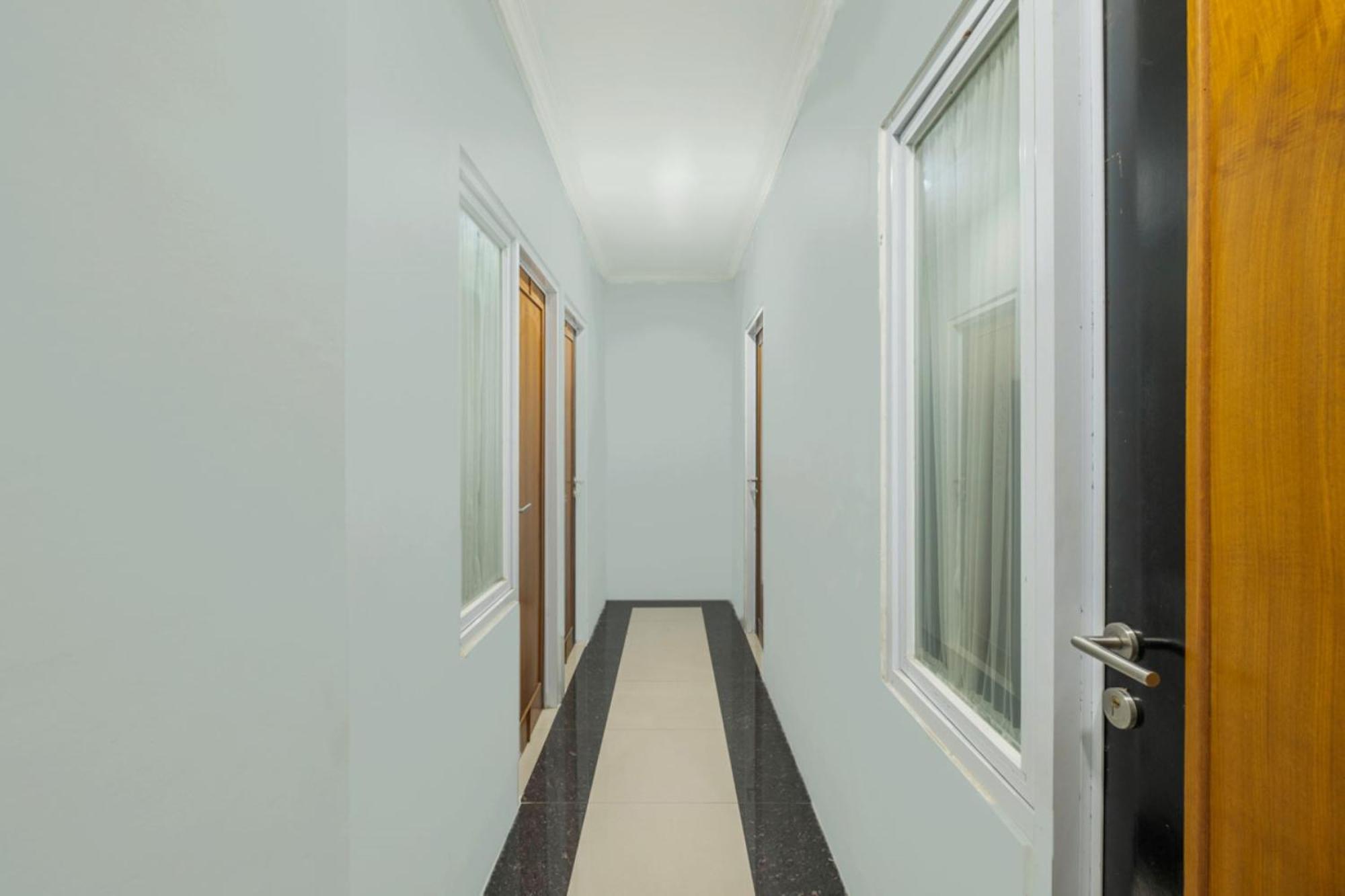 Oyo Living 2195 Al Jazeerah Residence Syariah Bandung Exterior foto