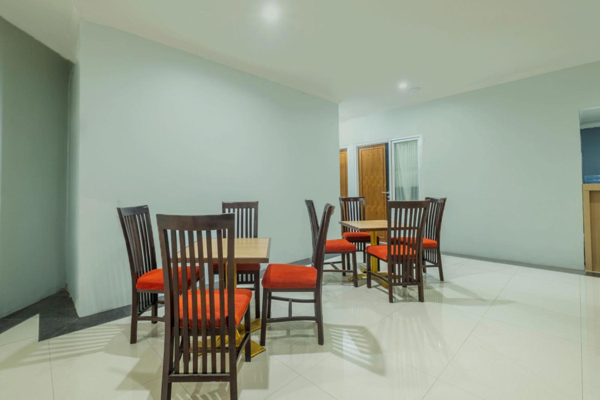 Oyo Living 2195 Al Jazeerah Residence Syariah Bandung Exterior foto